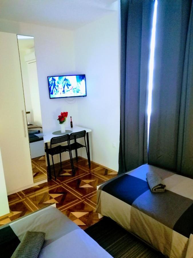 Zpula Center Studio Apartments Zewnętrze zdjęcie