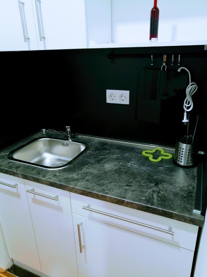 Zpula Center Studio Apartments Zewnętrze zdjęcie