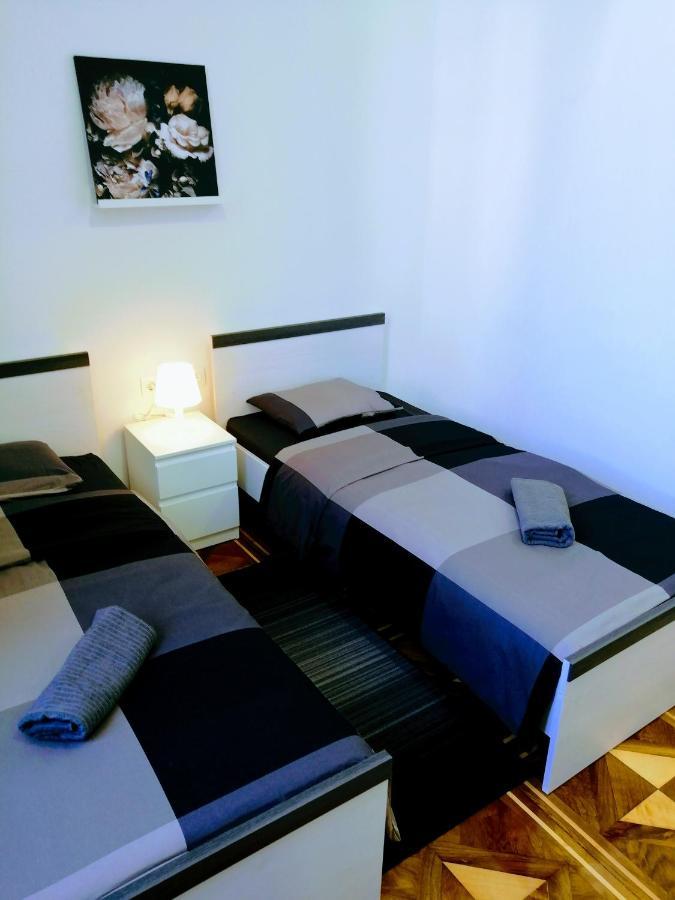 Zpula Center Studio Apartments Zewnętrze zdjęcie