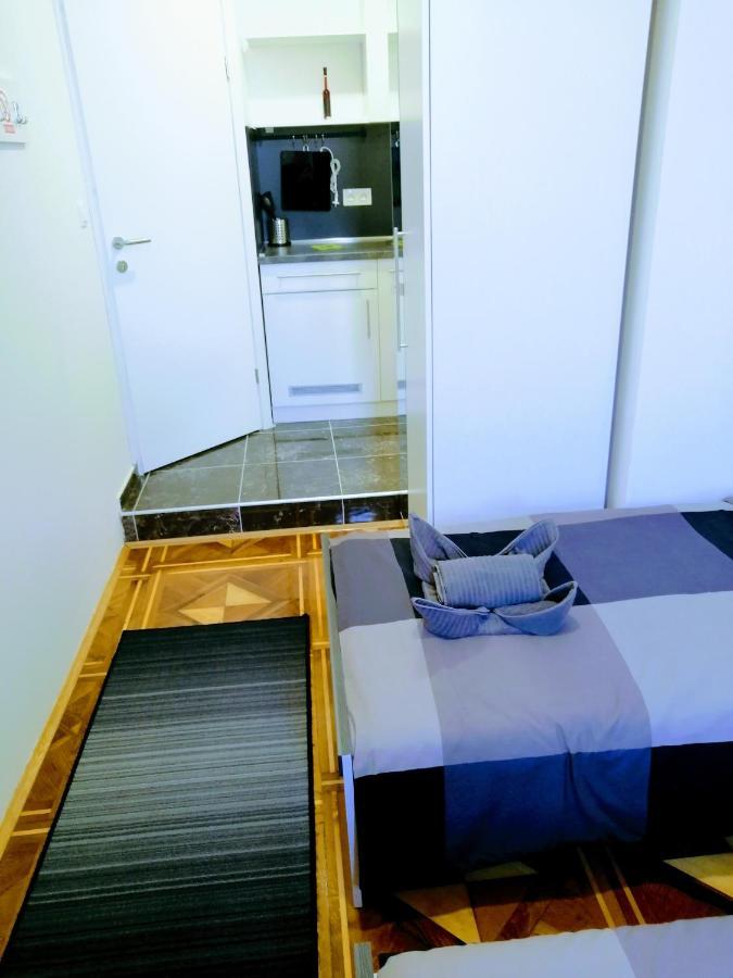 Zpula Center Studio Apartments Zewnętrze zdjęcie