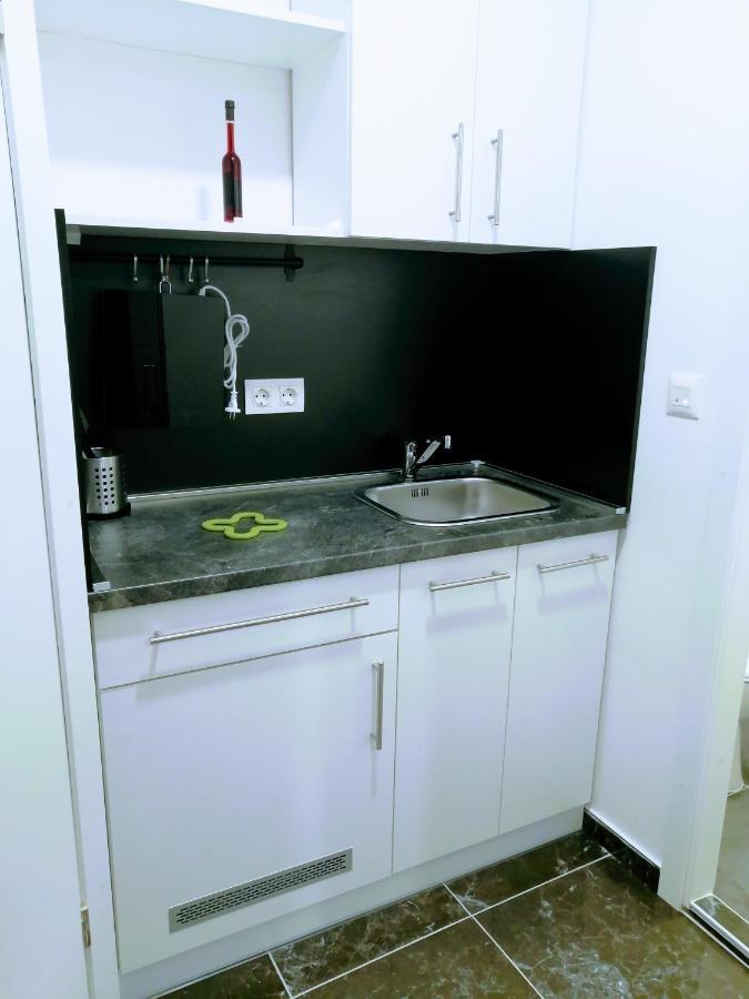 Zpula Center Studio Apartments Zewnętrze zdjęcie