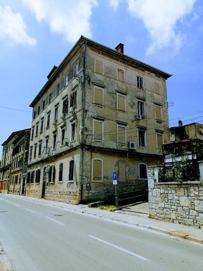 Zpula Center Studio Apartments Zewnętrze zdjęcie