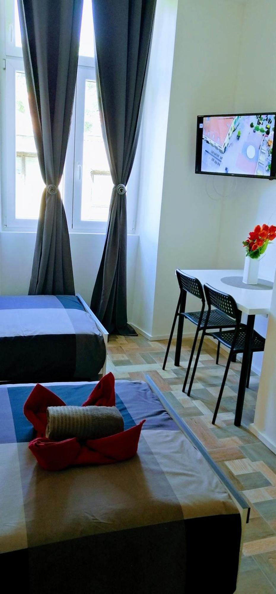 Zpula Center Studio Apartments Zewnętrze zdjęcie